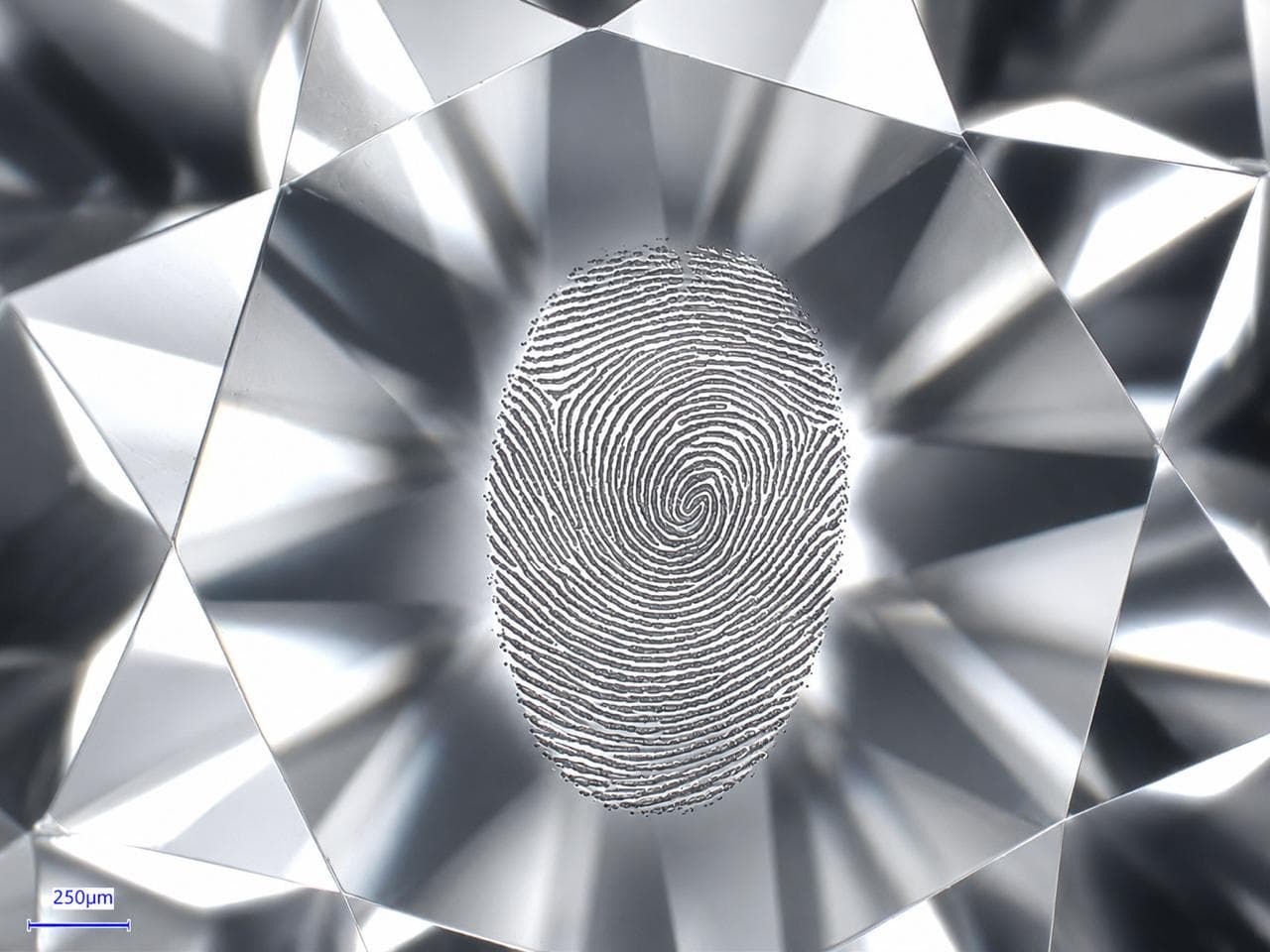 Diamant-Gravur: Fingerabdruck